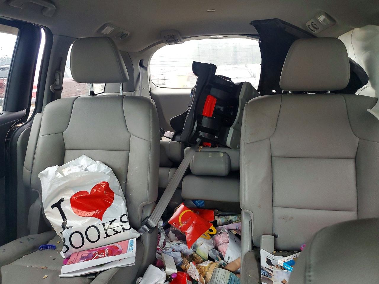 2016 HONDA ODYSSEY EXL photo 28