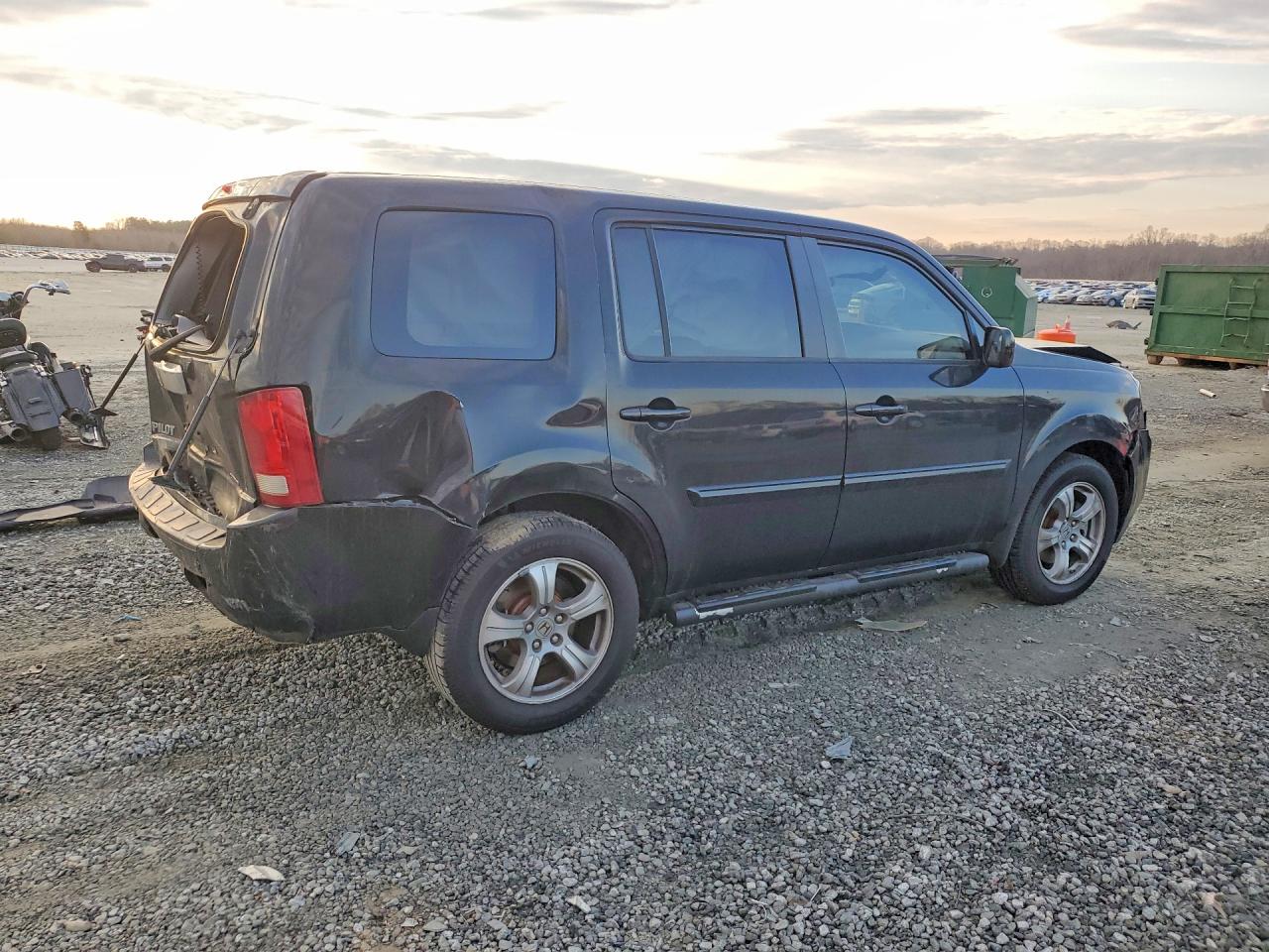 2013 HONDA PILOT EXL photo 5