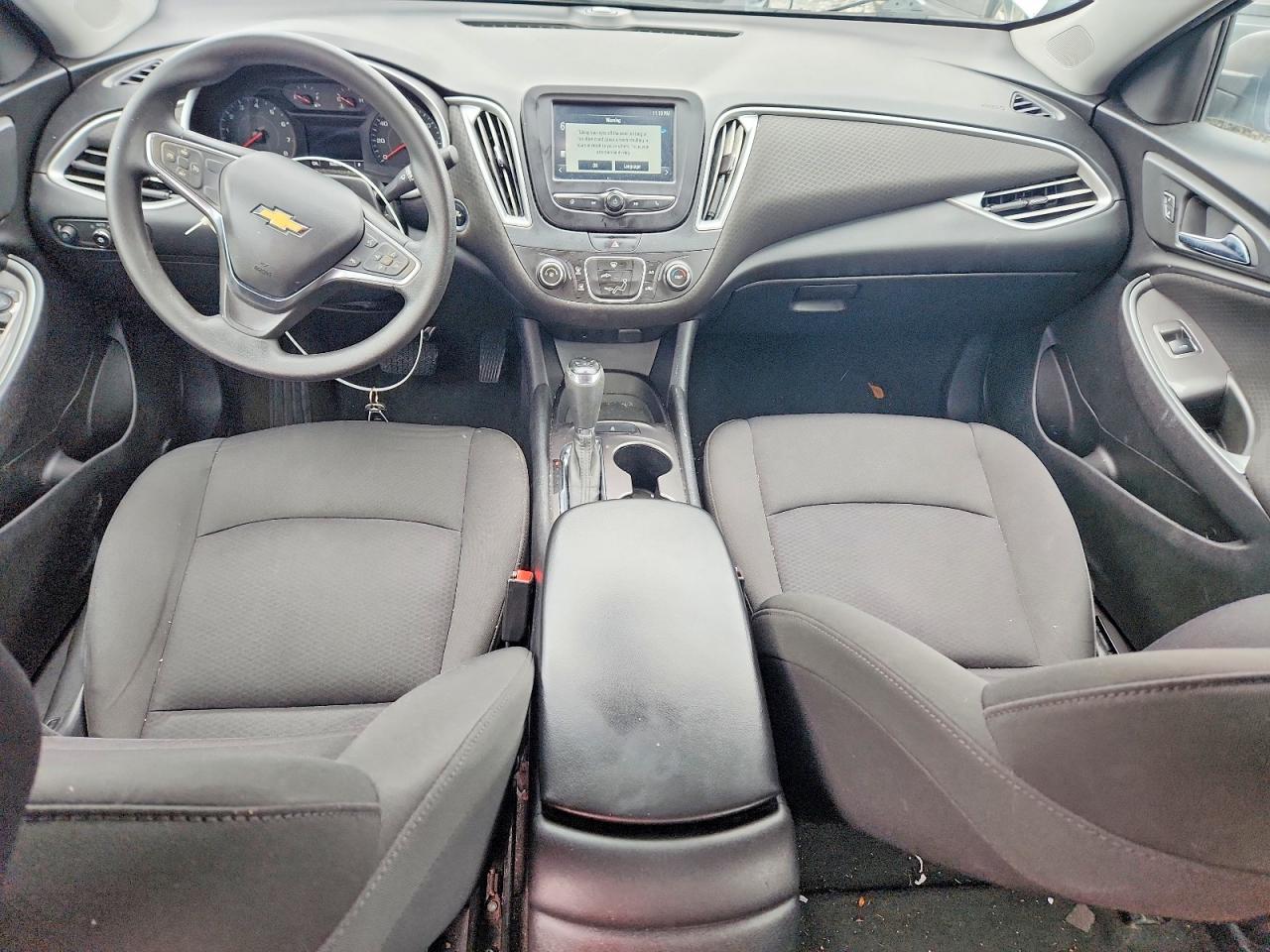 2018 CHEVROLET MALIBU LS photo 8