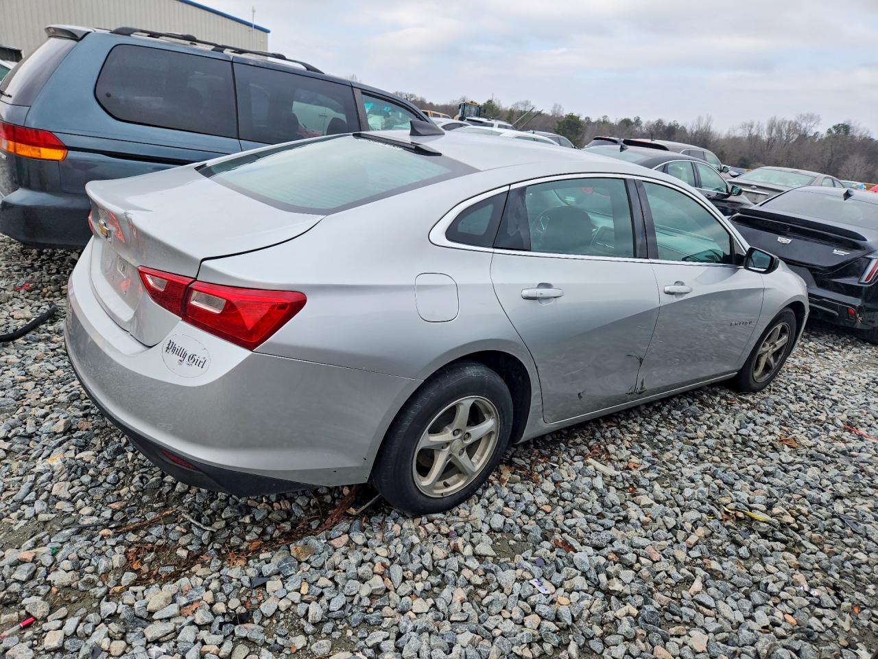 2018 CHEVROLET MALIBU LS photo 3
