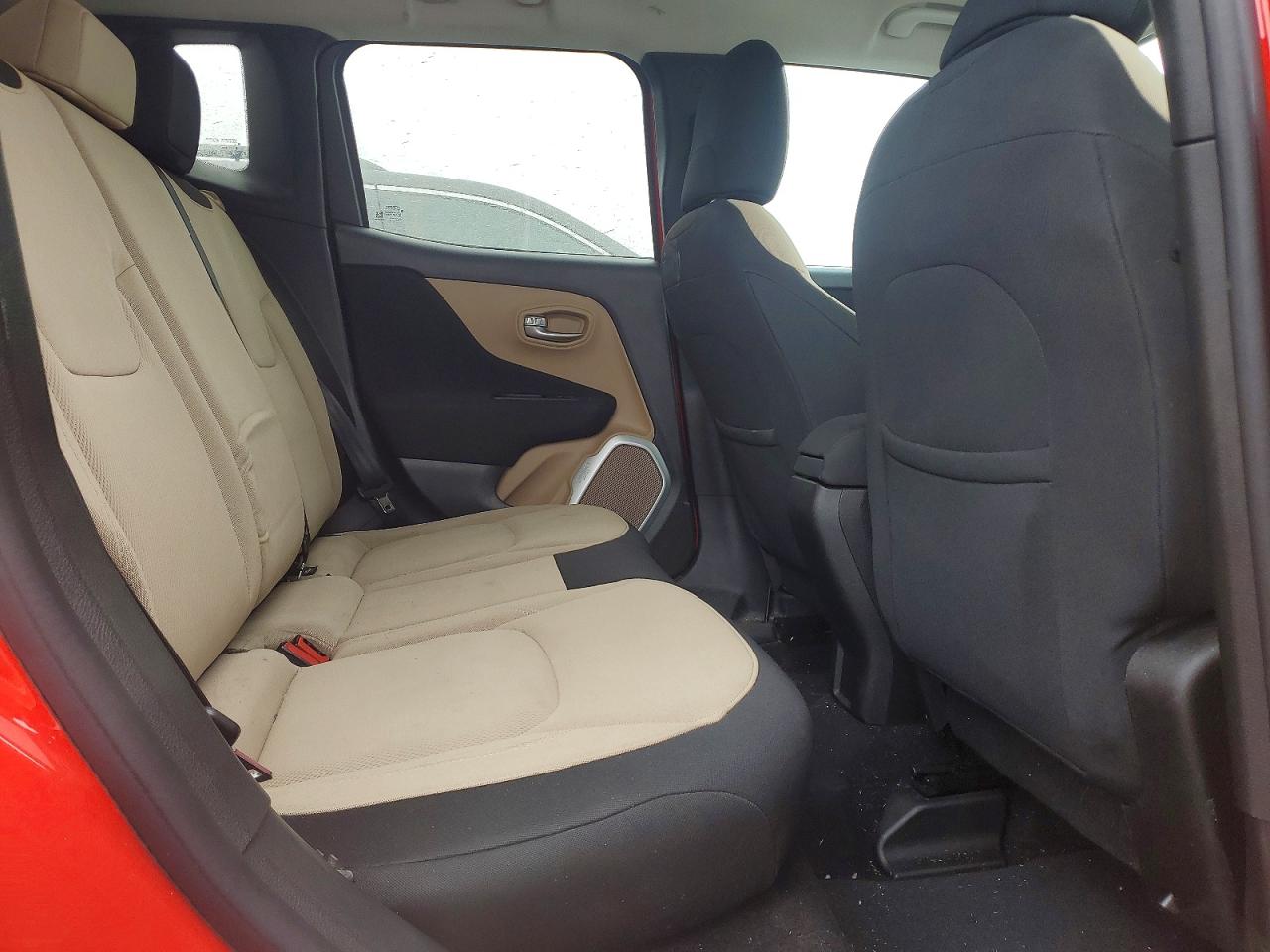 2017 JEEP RENEGADE LATITUDE photo 10