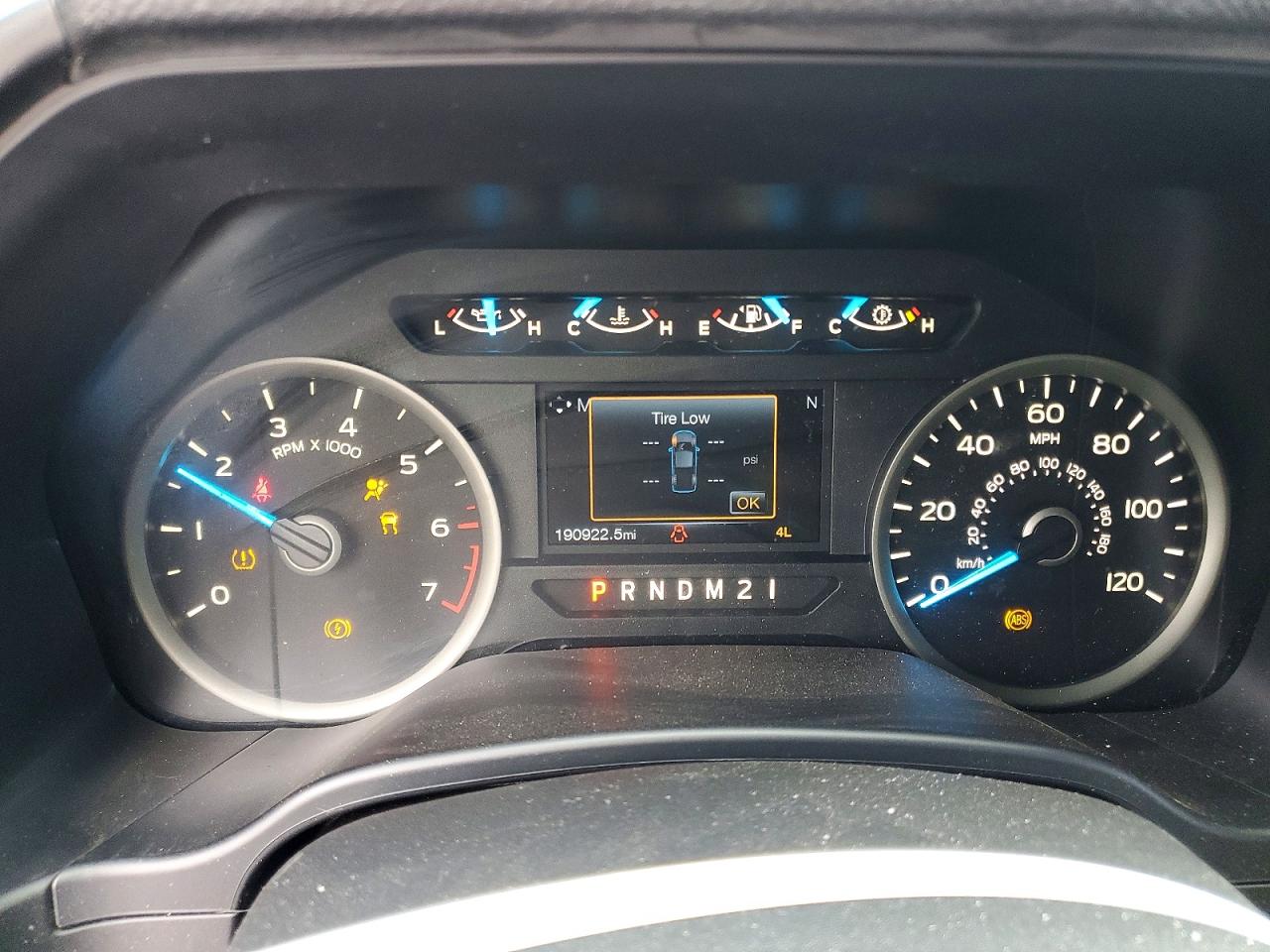 2017 FORD F150 SUPERCREW photo 9