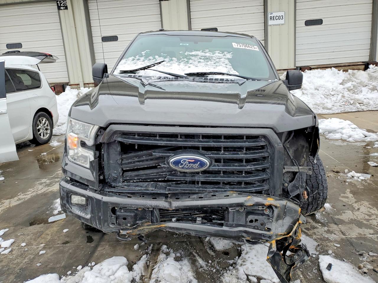 2017 FORD F150 SUPERCREW photo 5