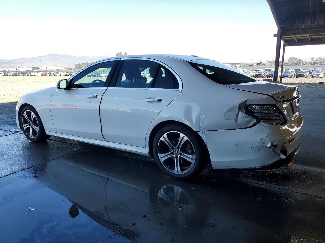 2018 MERCEDES-BENZ E 300 photo 4