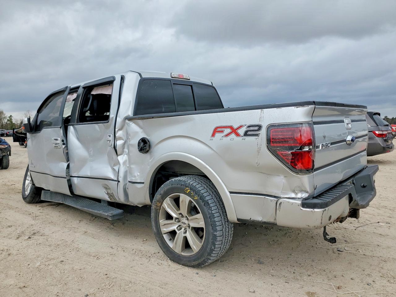 2013 FORD F150 SUPERCREW photo 3