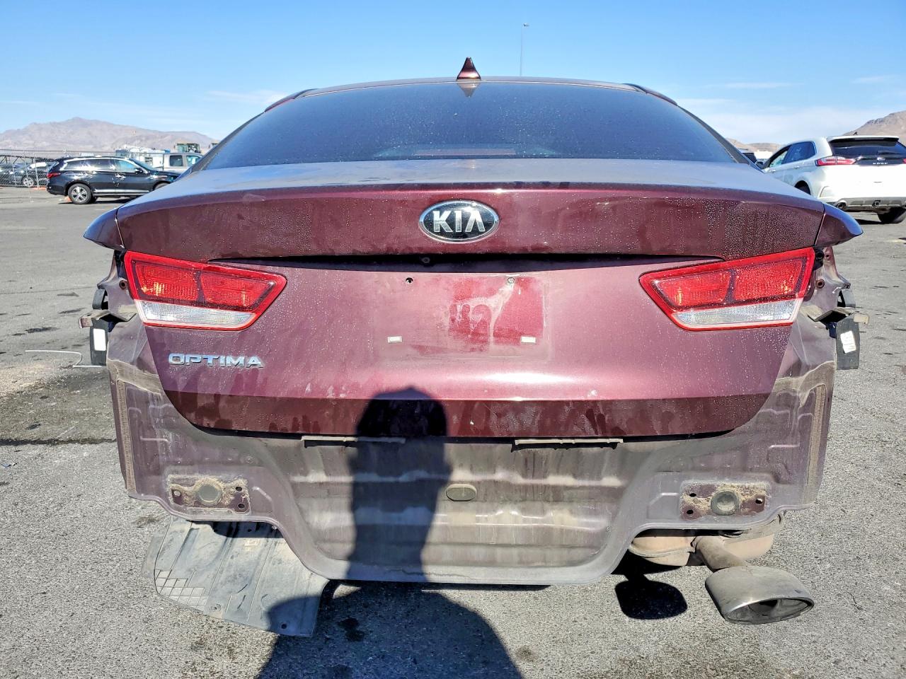 2016 KIA OPTIMA LX photo 6