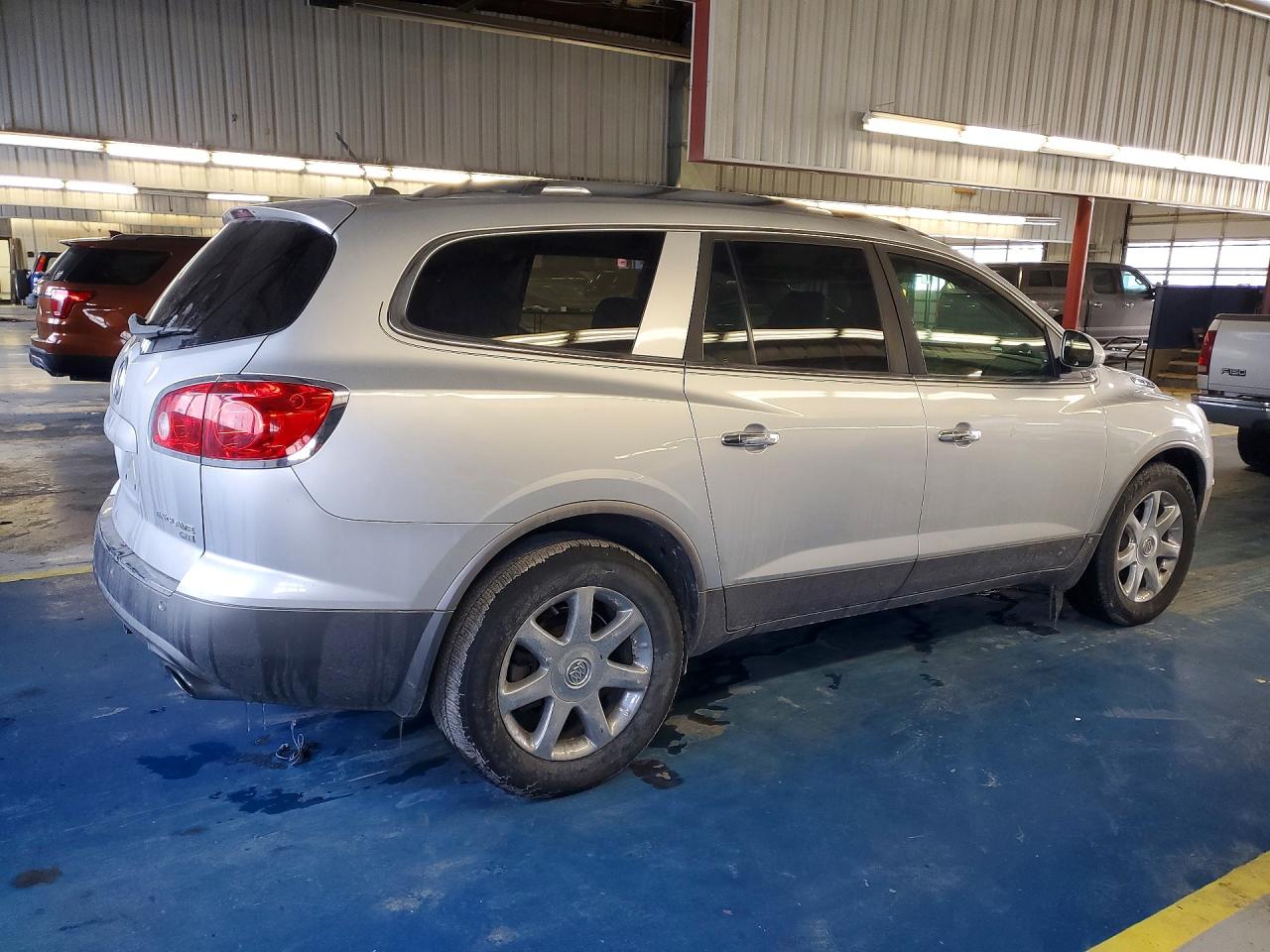 2009 BUICK ENCLAVE CXL photo 3