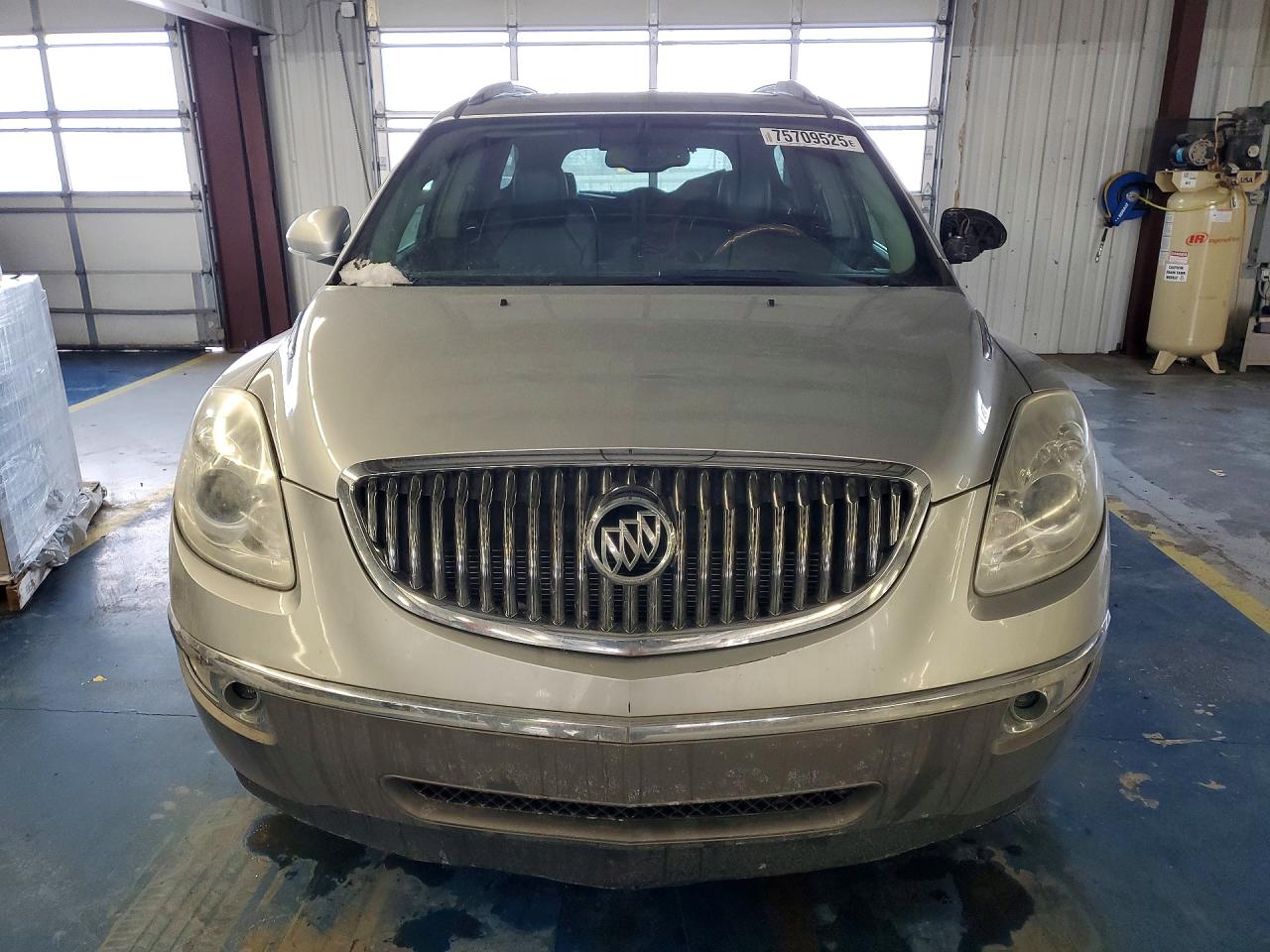 2009 BUICK ENCLAVE CXL photo 5
