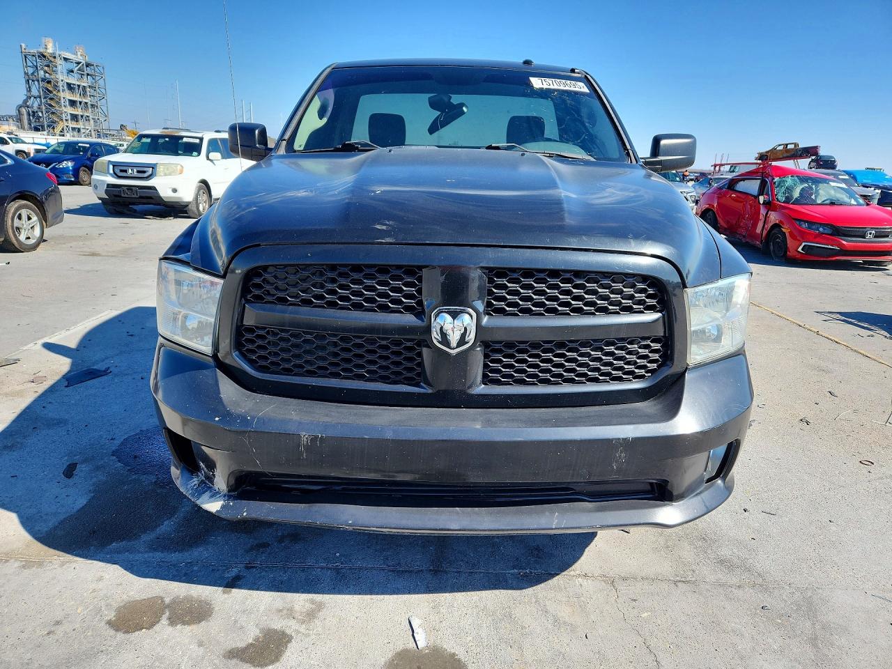 2016 RAM 1500 ST photo 13