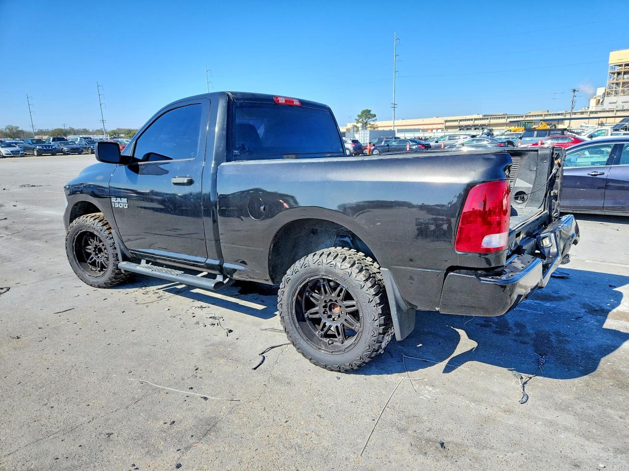 2016 RAM 1500 ST photo 4