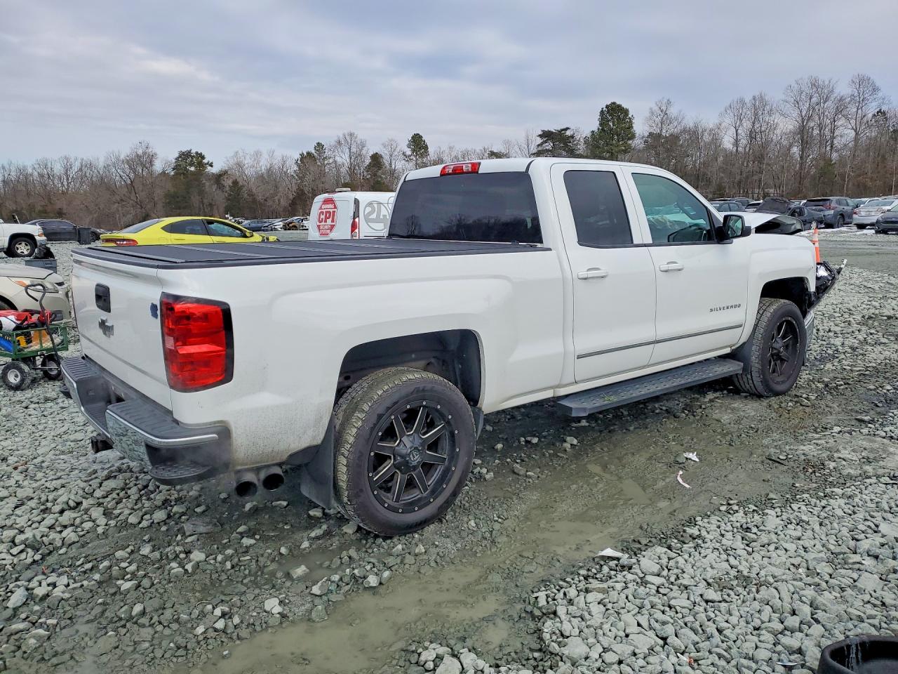 2014 CHEVROLET SILVERADO K1500 LT photo 3