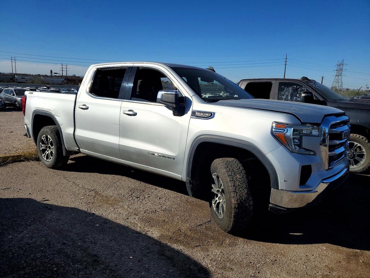 2020 GMC SIERRA K1500 SLE photo 4