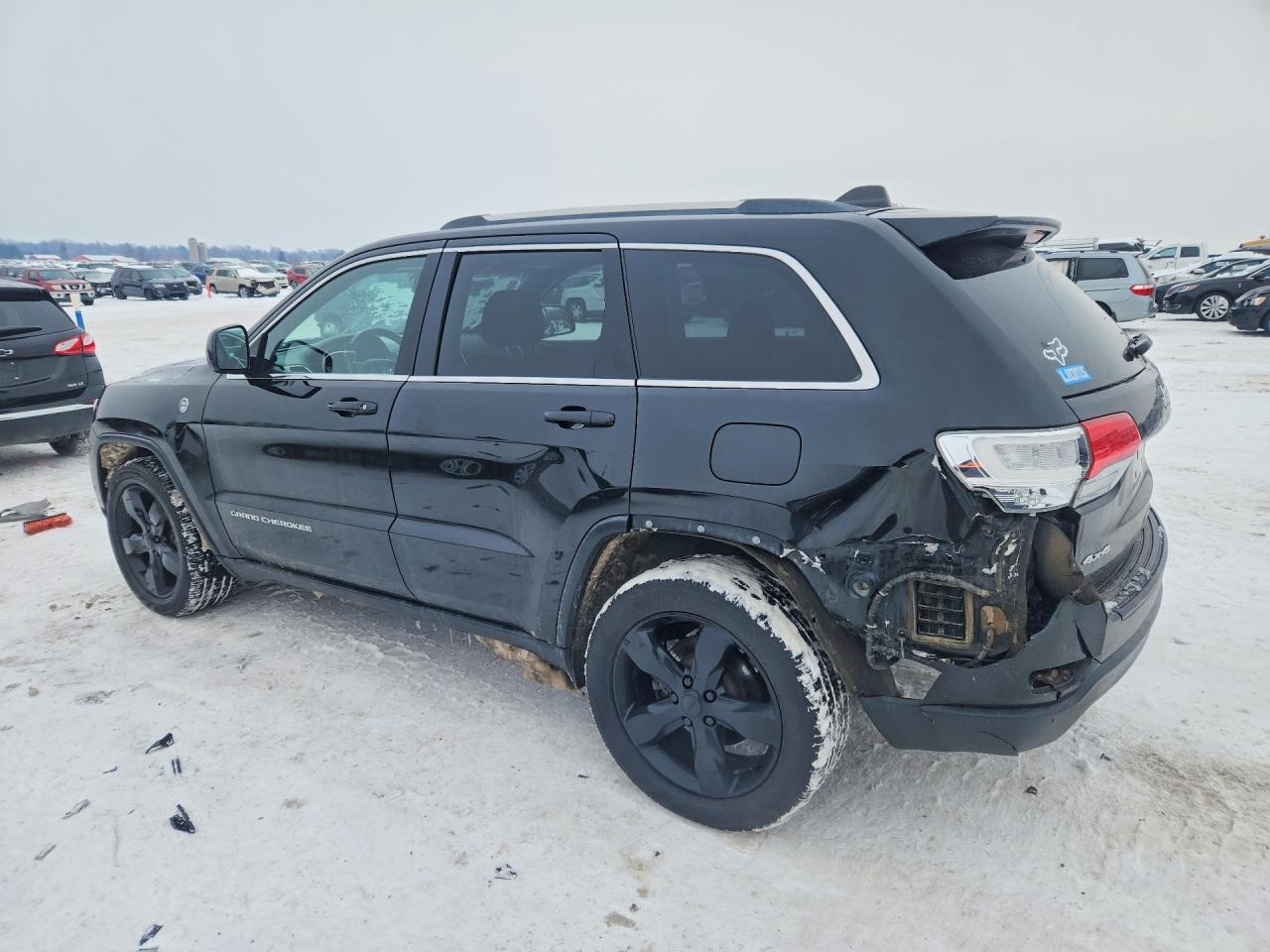 2014 JEEP GRAND CHEROKEE LAREDO photo 2