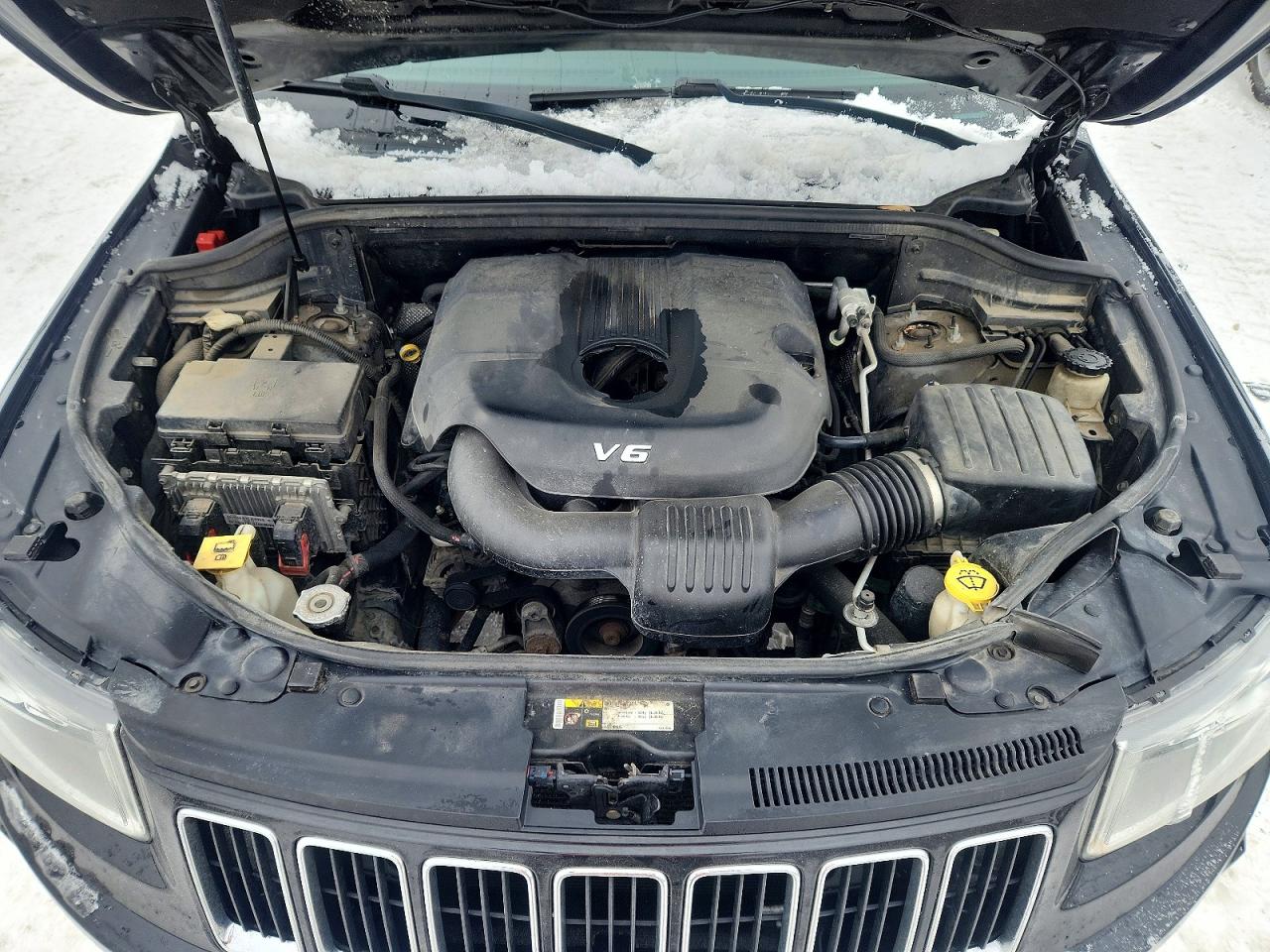 2014 JEEP GRAND CHEROKEE LAREDO photo 12