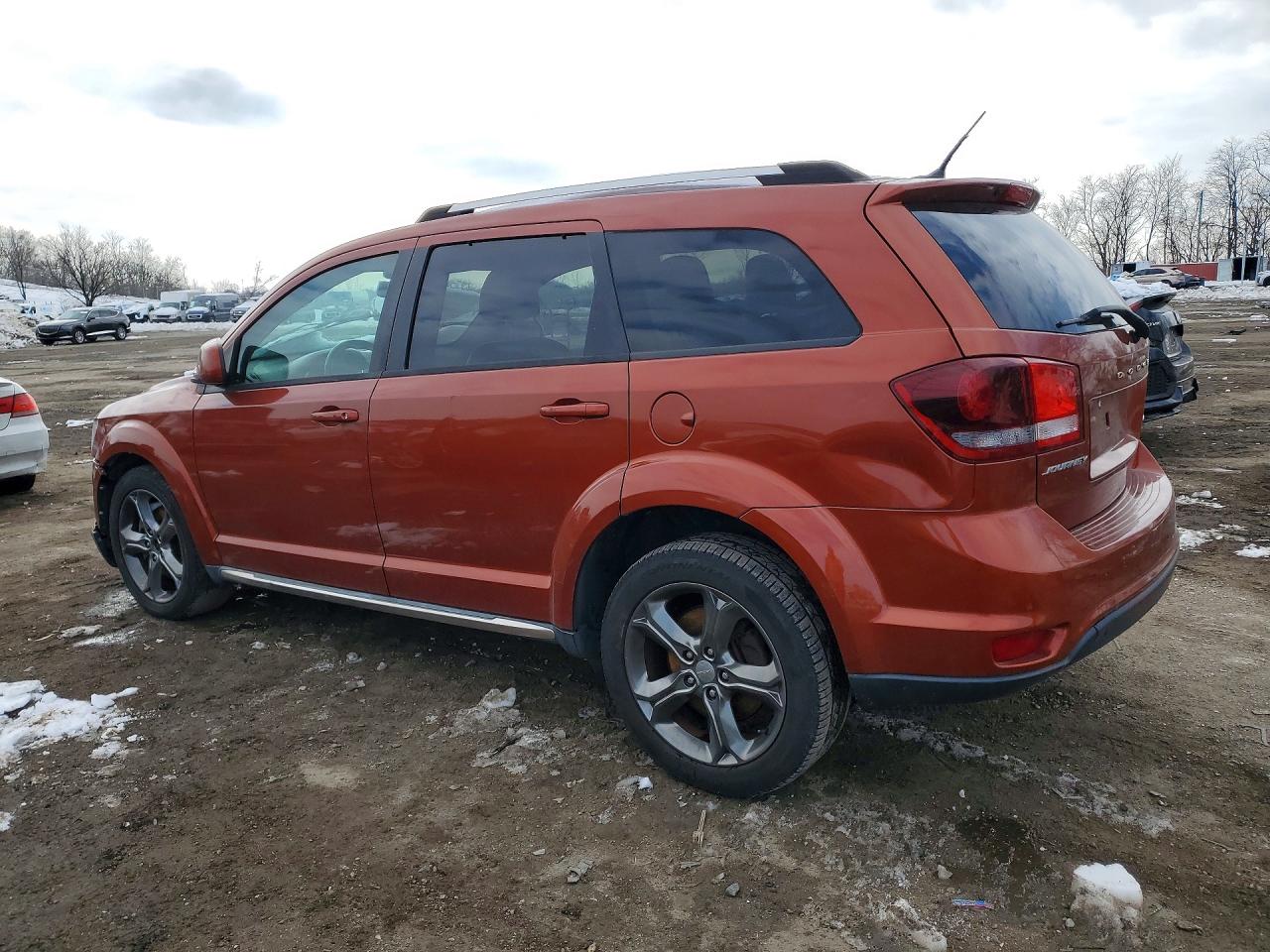 2014 DODGE JOURNEY CROSSROAD photo 2