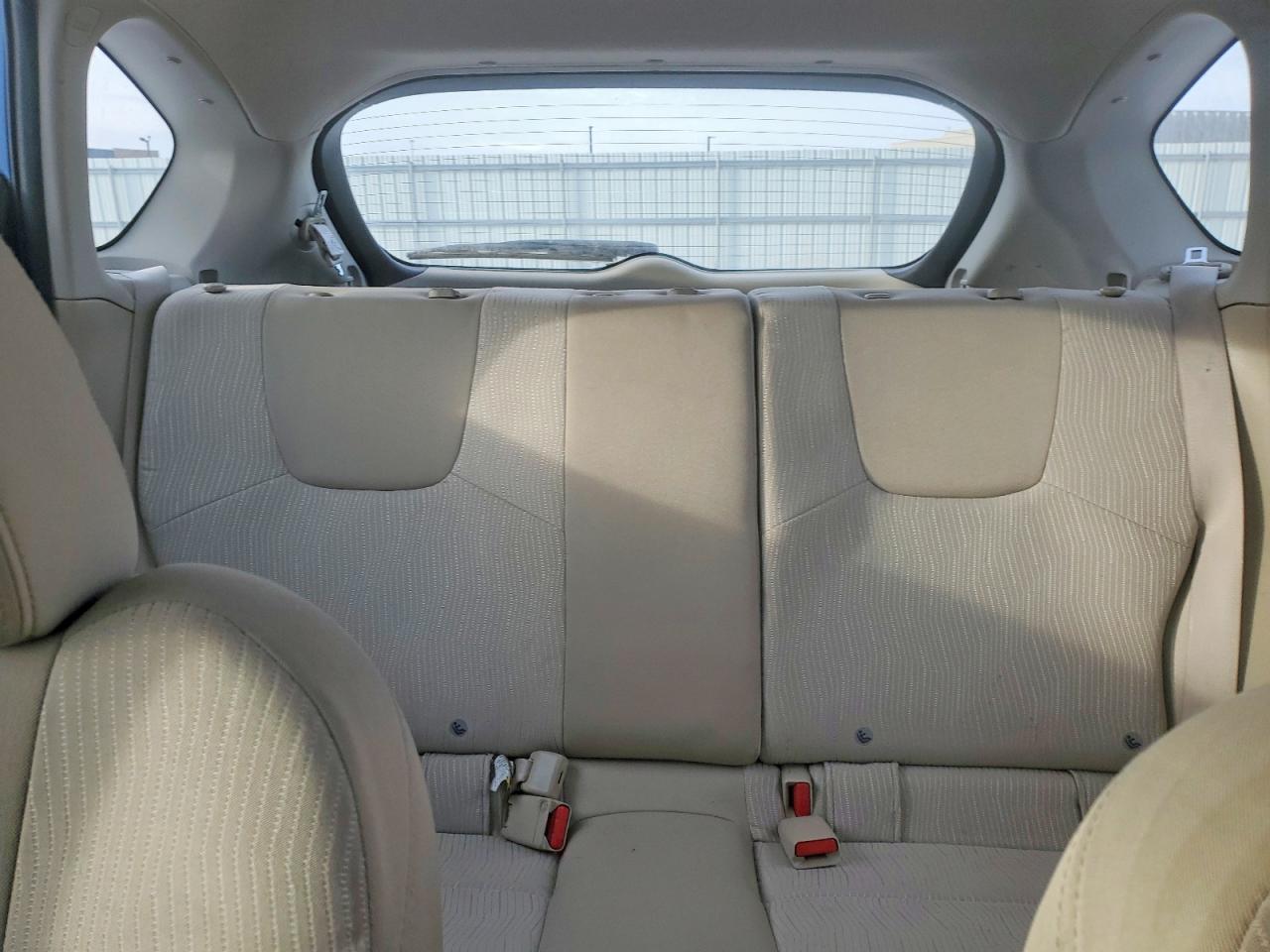 2010 SUBARU IMPREZA OUTBACK SPORT photo 28