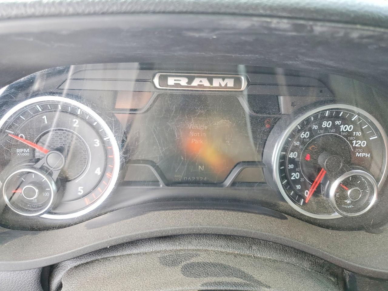 2022 RAM 3500 LARAMIE photo 17