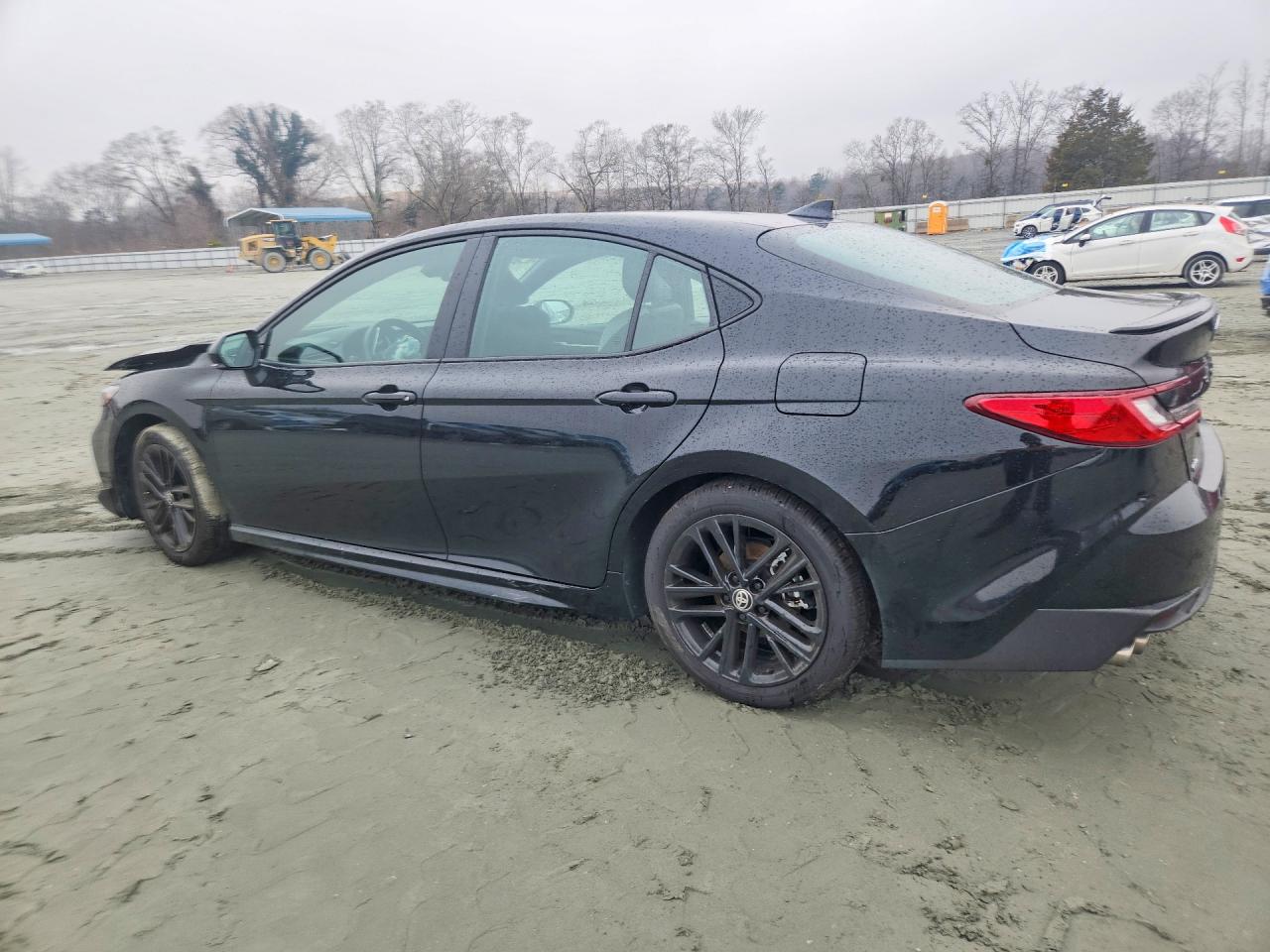 2025 TOYOTA CAMRY XSE photo 2