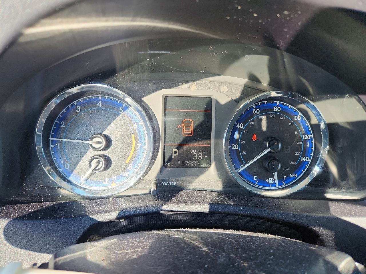 2018 TOYOTA COROLLA L photo 9