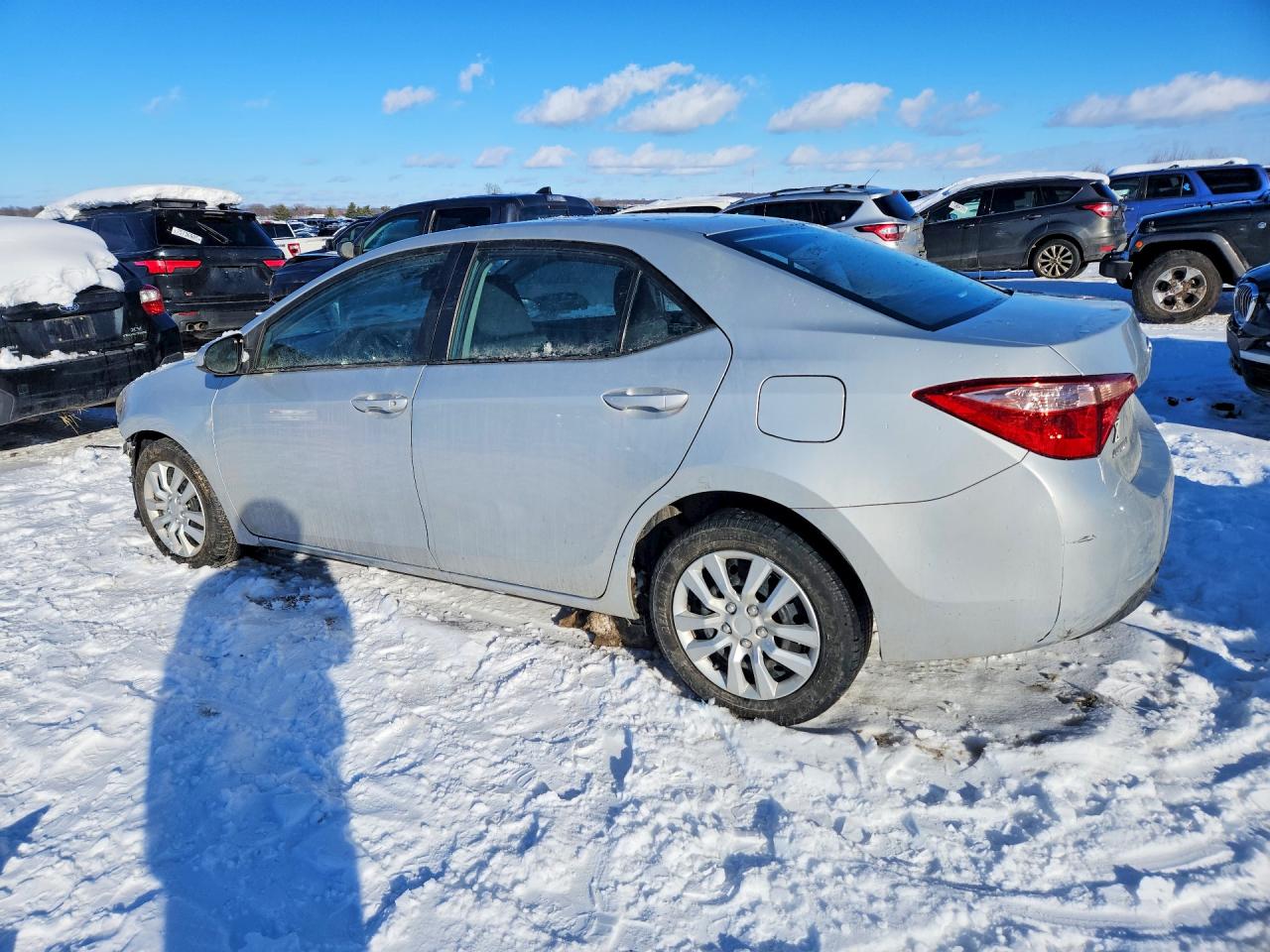 2018 TOYOTA COROLLA L photo 2