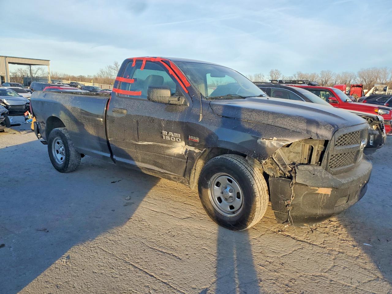 2016 RAM 1500 ST photo 7