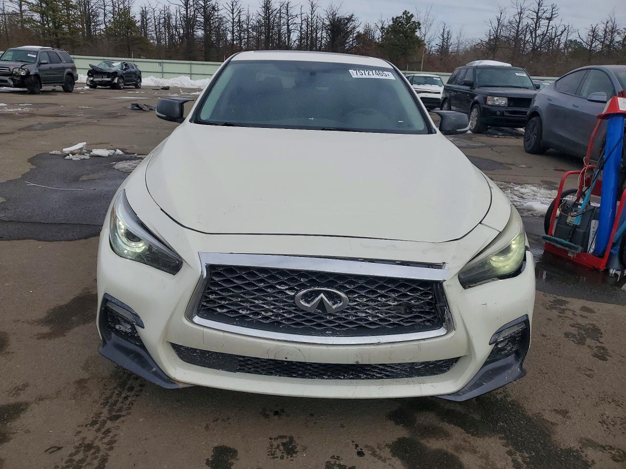 2018 INFINITI Q50 LUXE photo 5