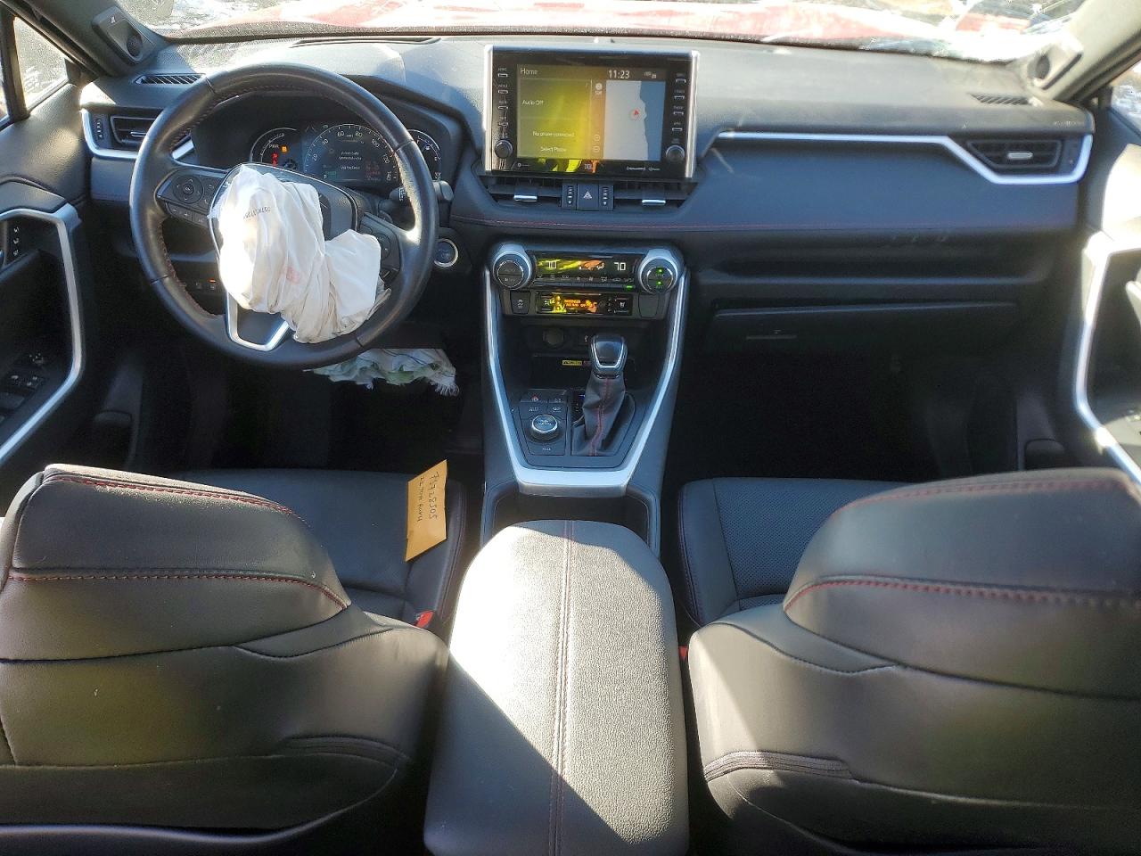 2022 TOYOTA RAV4 PRIME XSE photo 15