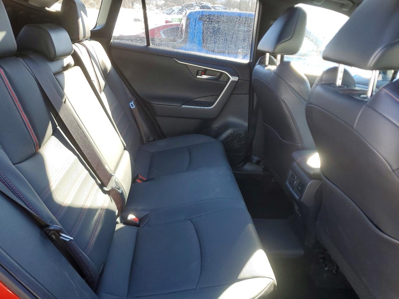 2022 TOYOTA RAV4 PRIME XSE photo 21