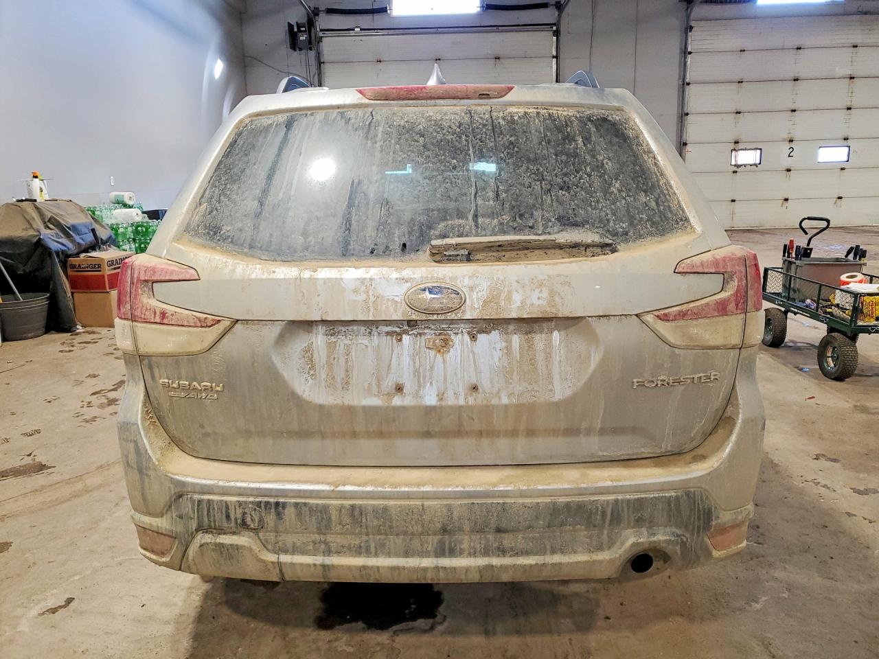 2019 SUBARU FORESTER photo 11