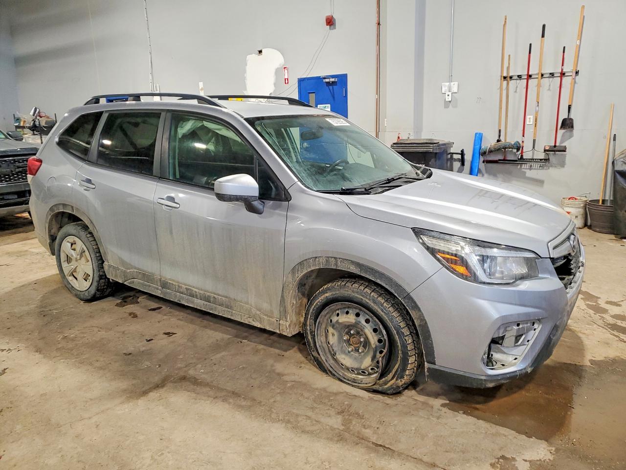 2019 SUBARU FORESTER photo 7