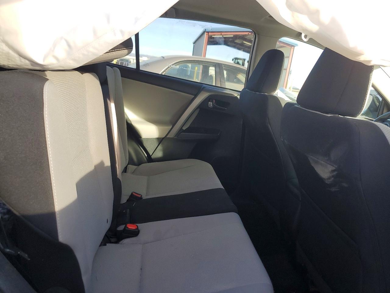 2018 TOYOTA RAV4 ADVENTURE photo 19