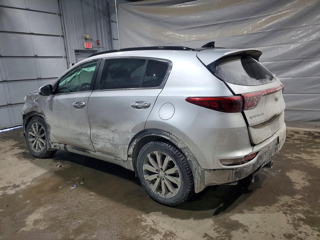 2018 KIA SPORTAGE EX photo 2