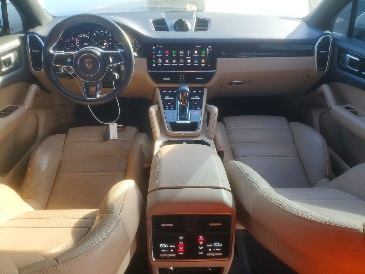 2022 PORSCHE CAYENNE E HYBRID COUPE photo 29