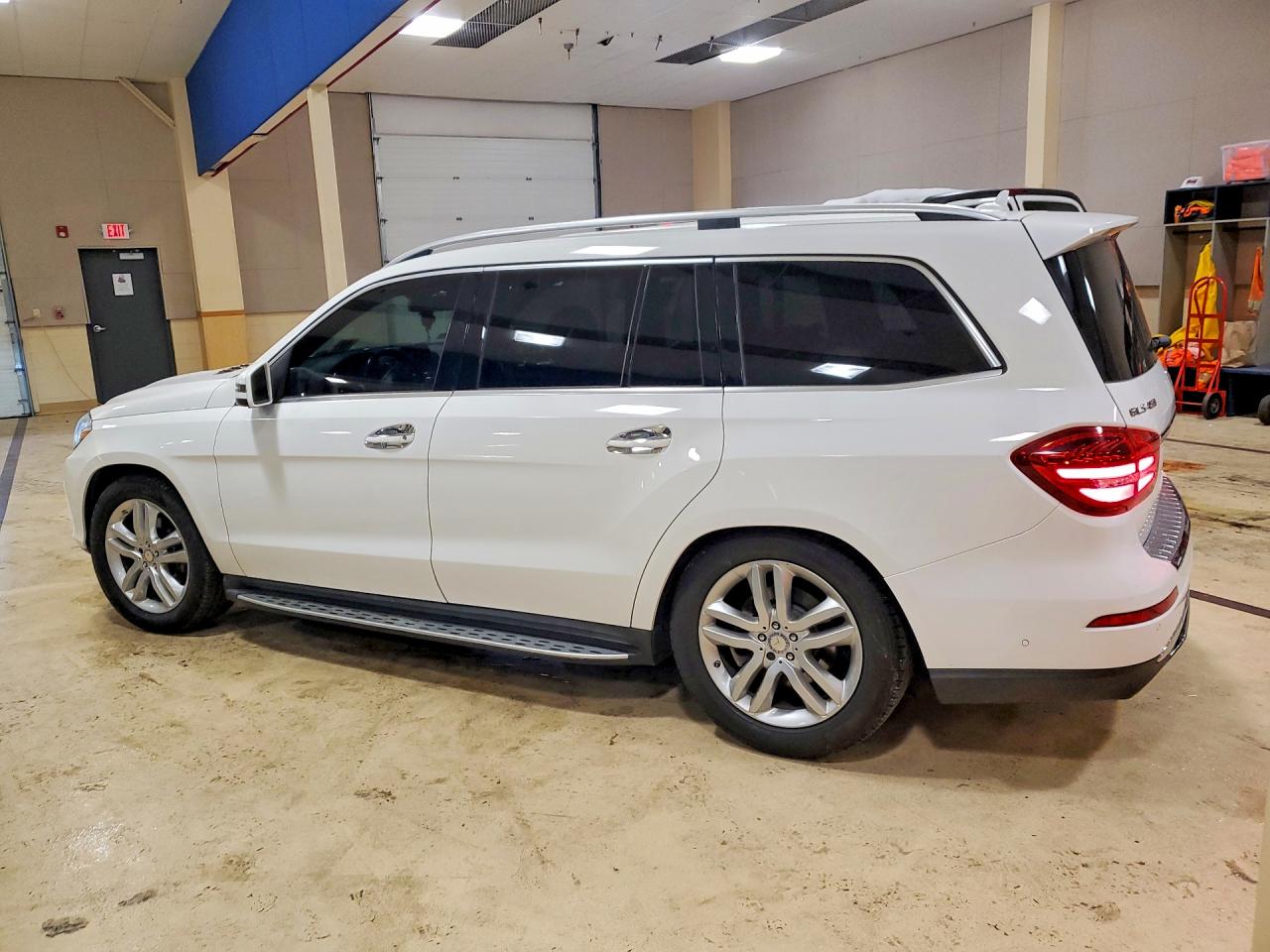 2017 MERCEDES-BENZ GLS 450 4MATIC photo 2