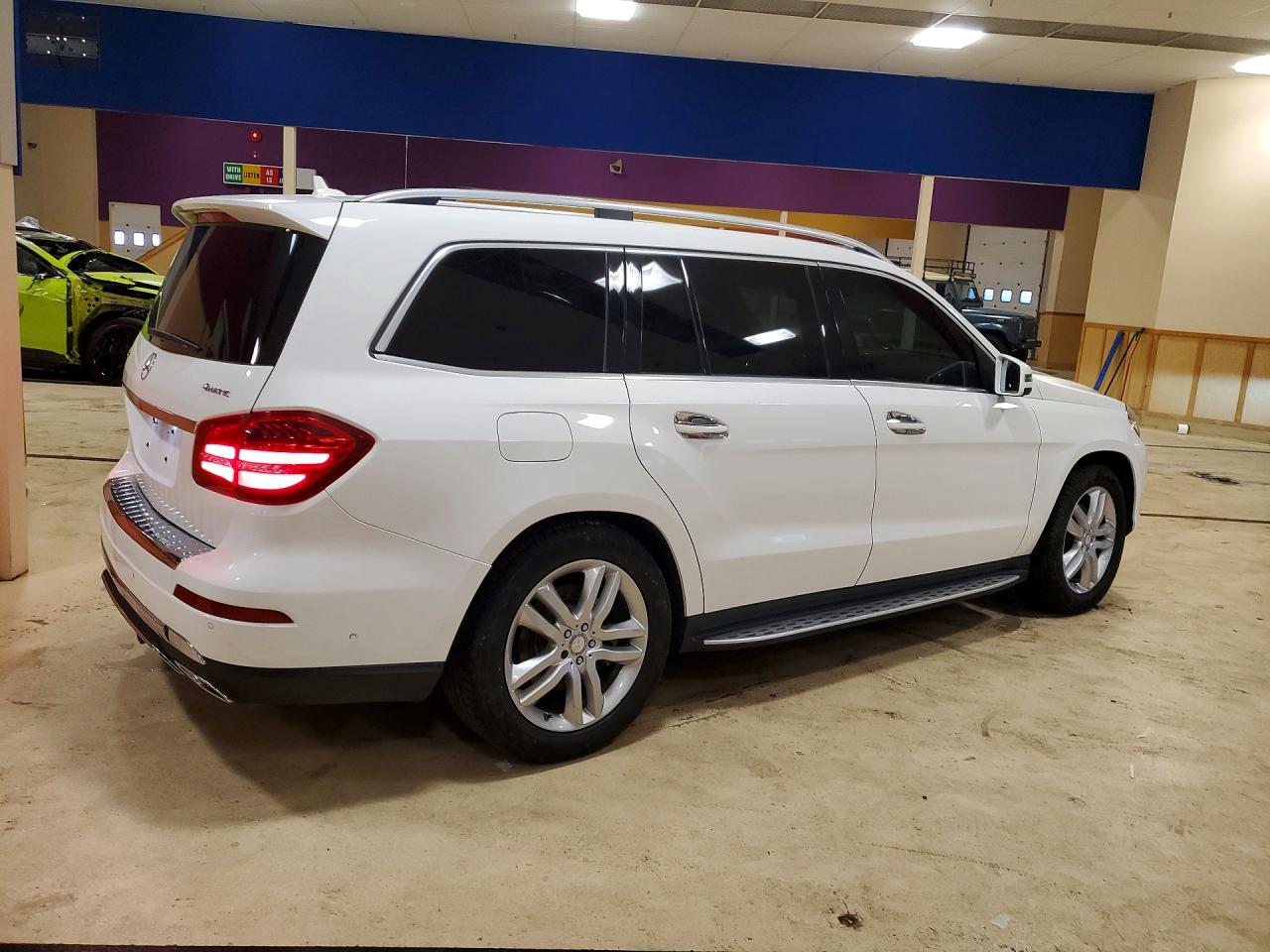 2017 MERCEDES-BENZ GLS 450 4MATIC photo 3