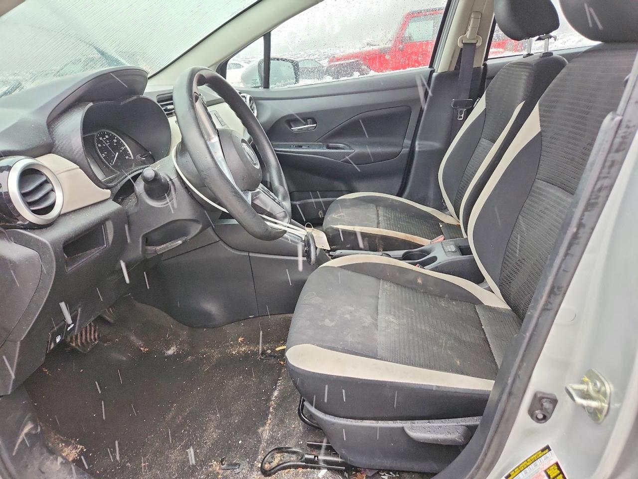 2021 NISSAN VERSA SV photo 19