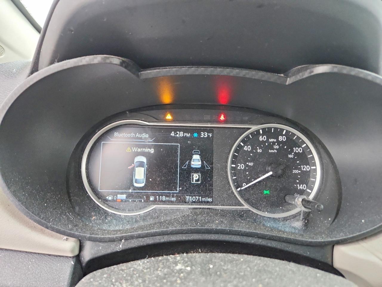 2021 NISSAN VERSA SV photo 25