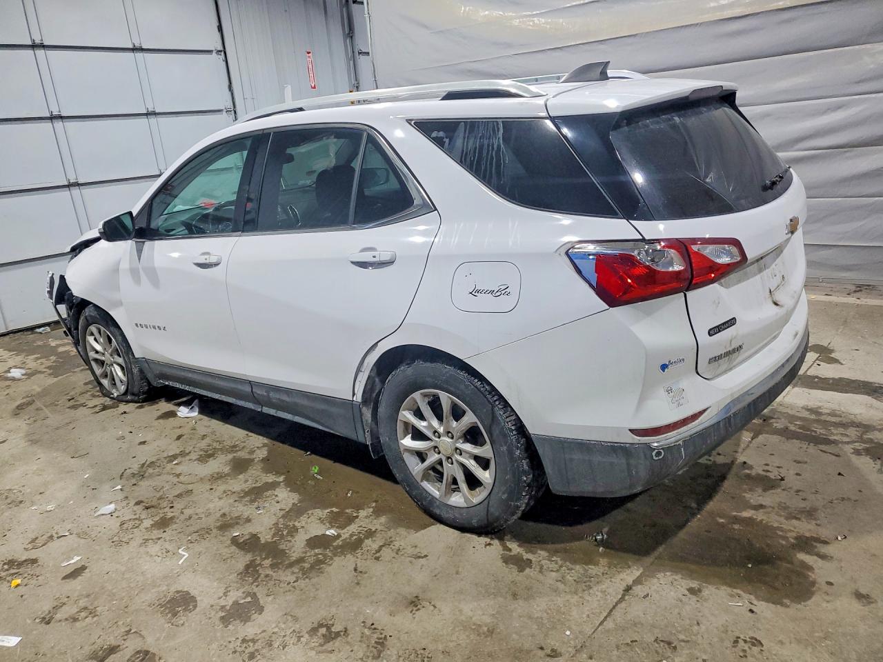 2018 CHEVROLET EQUINOX LT photo 3