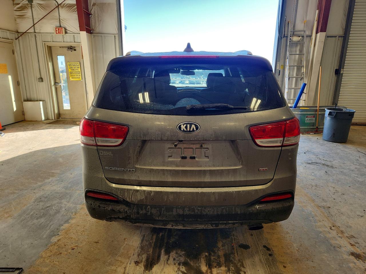 2016 KIA SORENTO LX photo 11