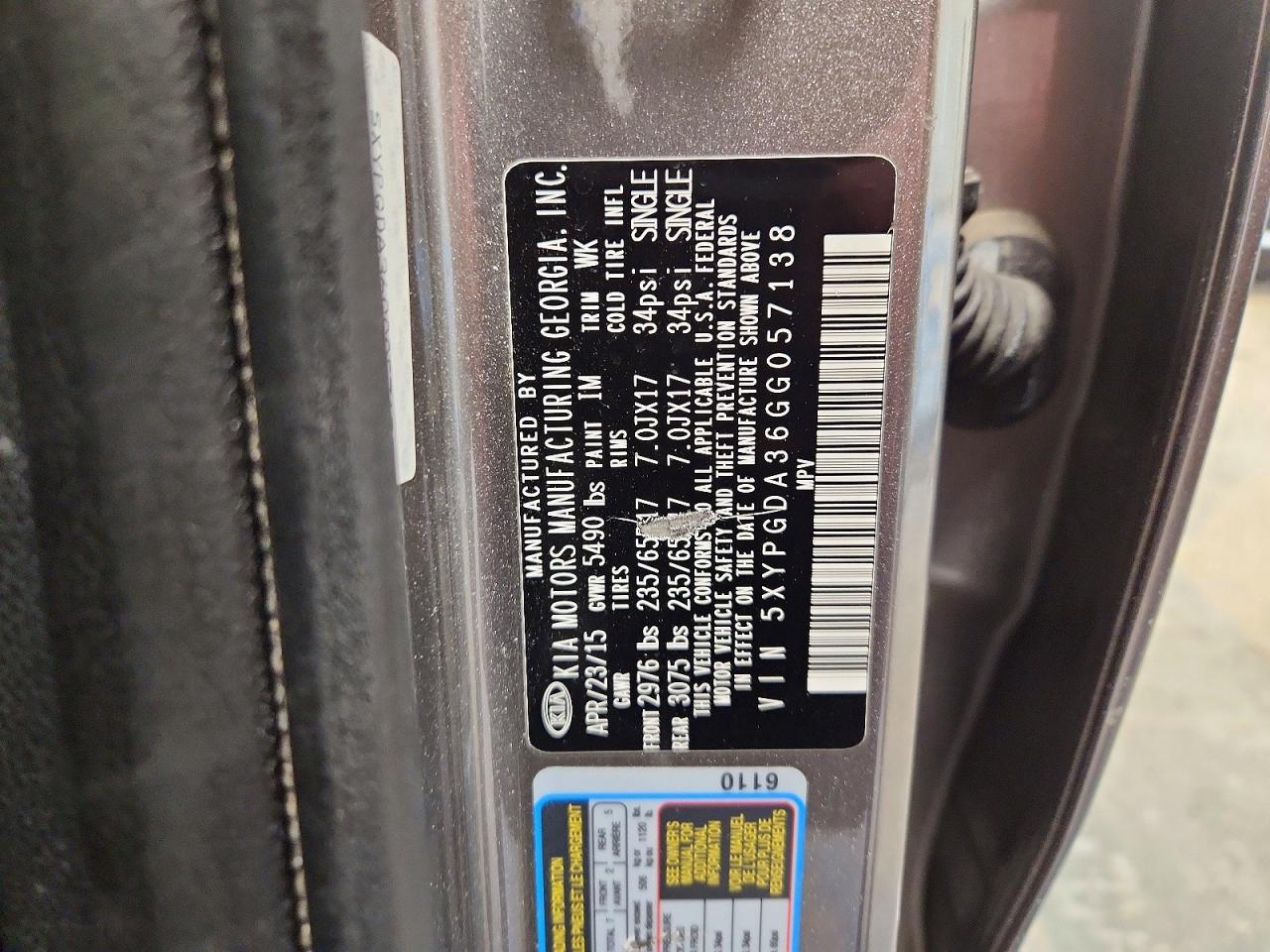 2016 KIA SORENTO LX photo 25