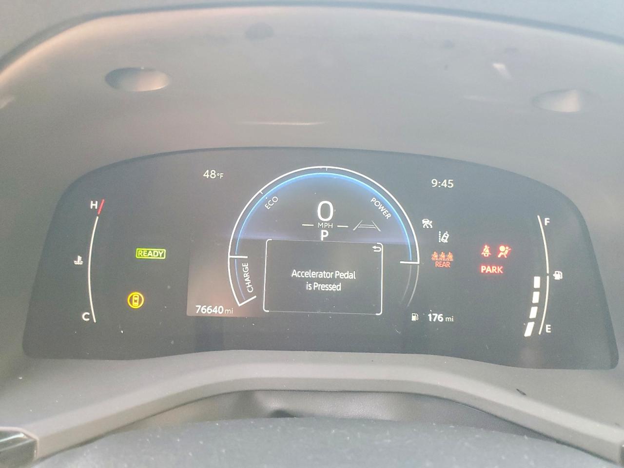 2025 TOYOTA CAMRY LE photo 17