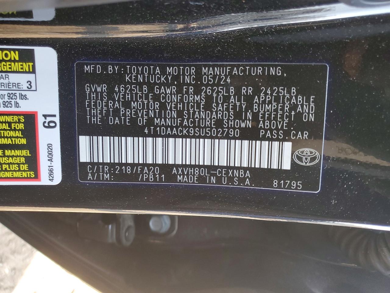 2025 TOYOTA CAMRY LE photo 23