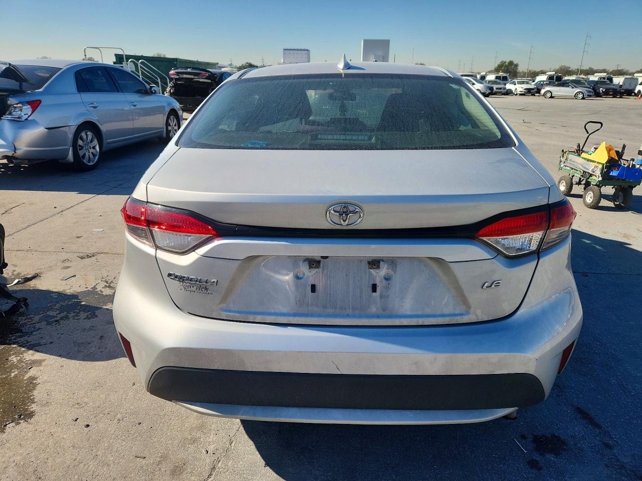 2021 TOYOTA COROLLA LE photo 6