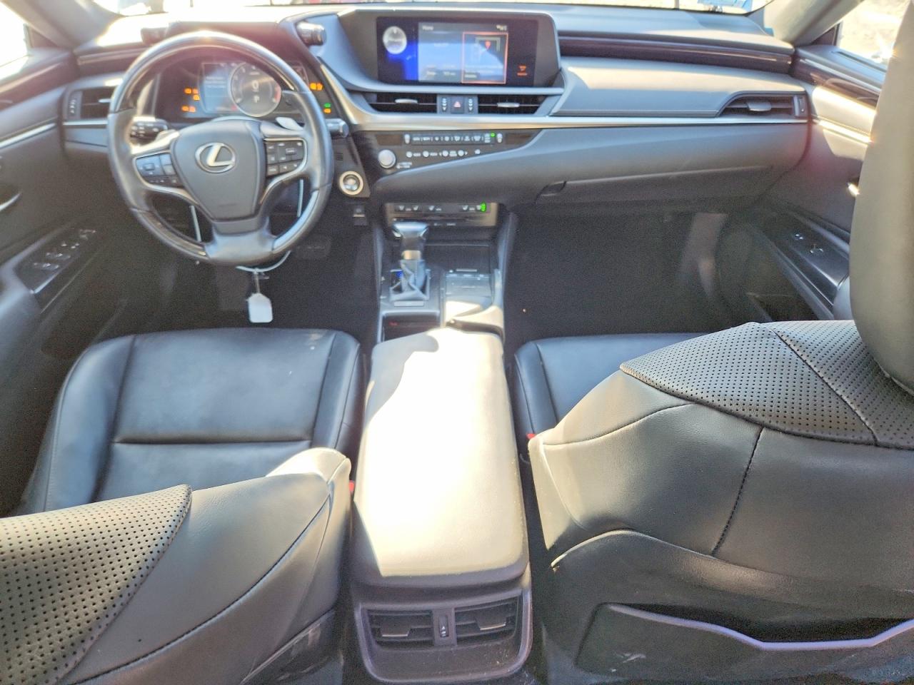 2021 LEXUS ES 250 BASE photo 8
