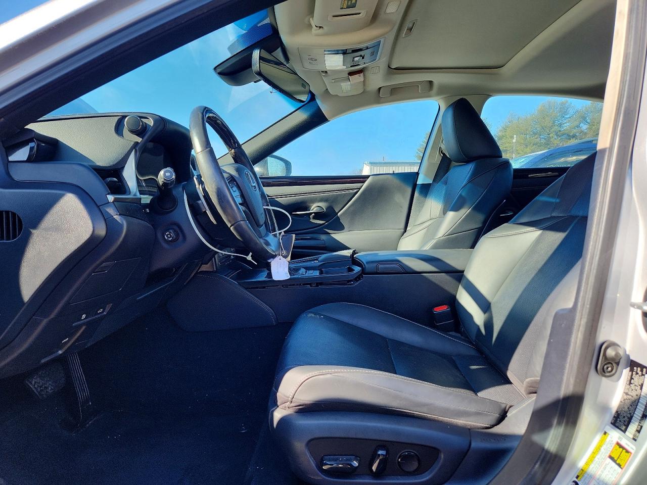 2021 LEXUS ES 250 BASE photo 7