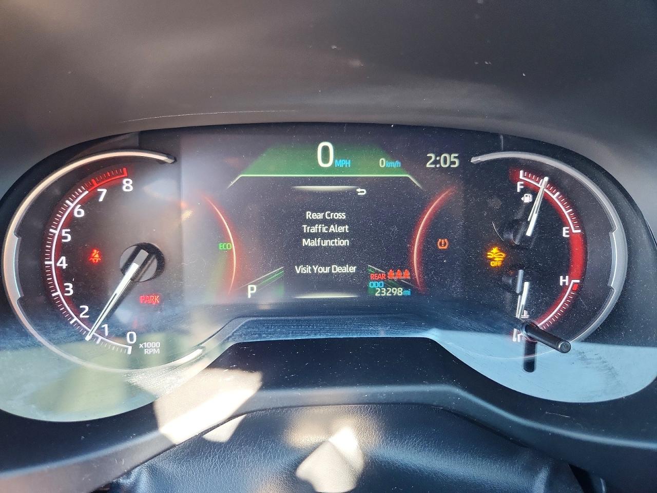 2024 TOYOTA RAV4 XLE PREMIUM photo 9