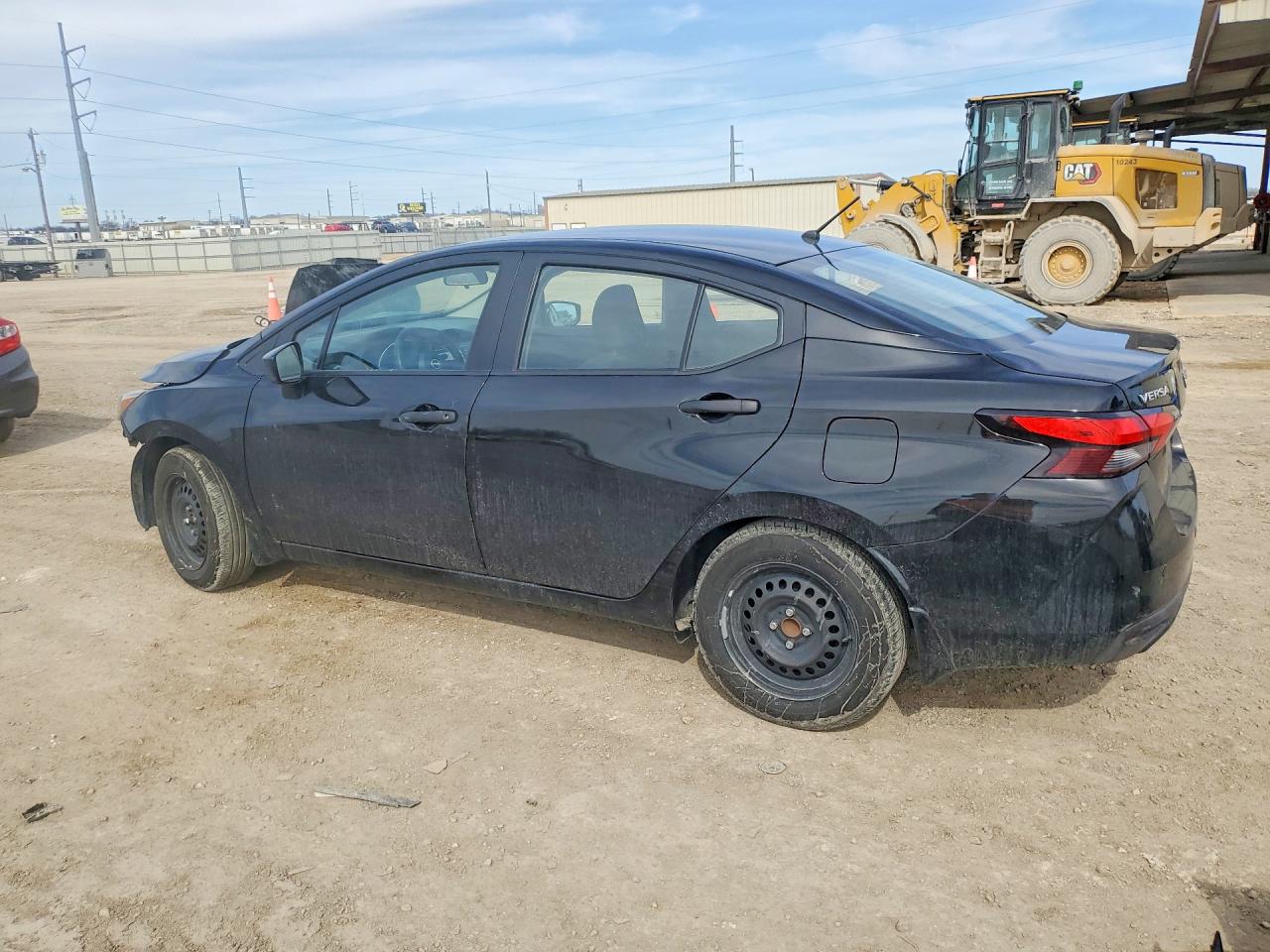 2024 NISSAN VERSA S photo 3