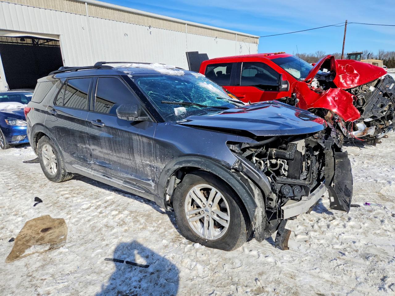 2021 FORD EXPLORER XLT photo 10