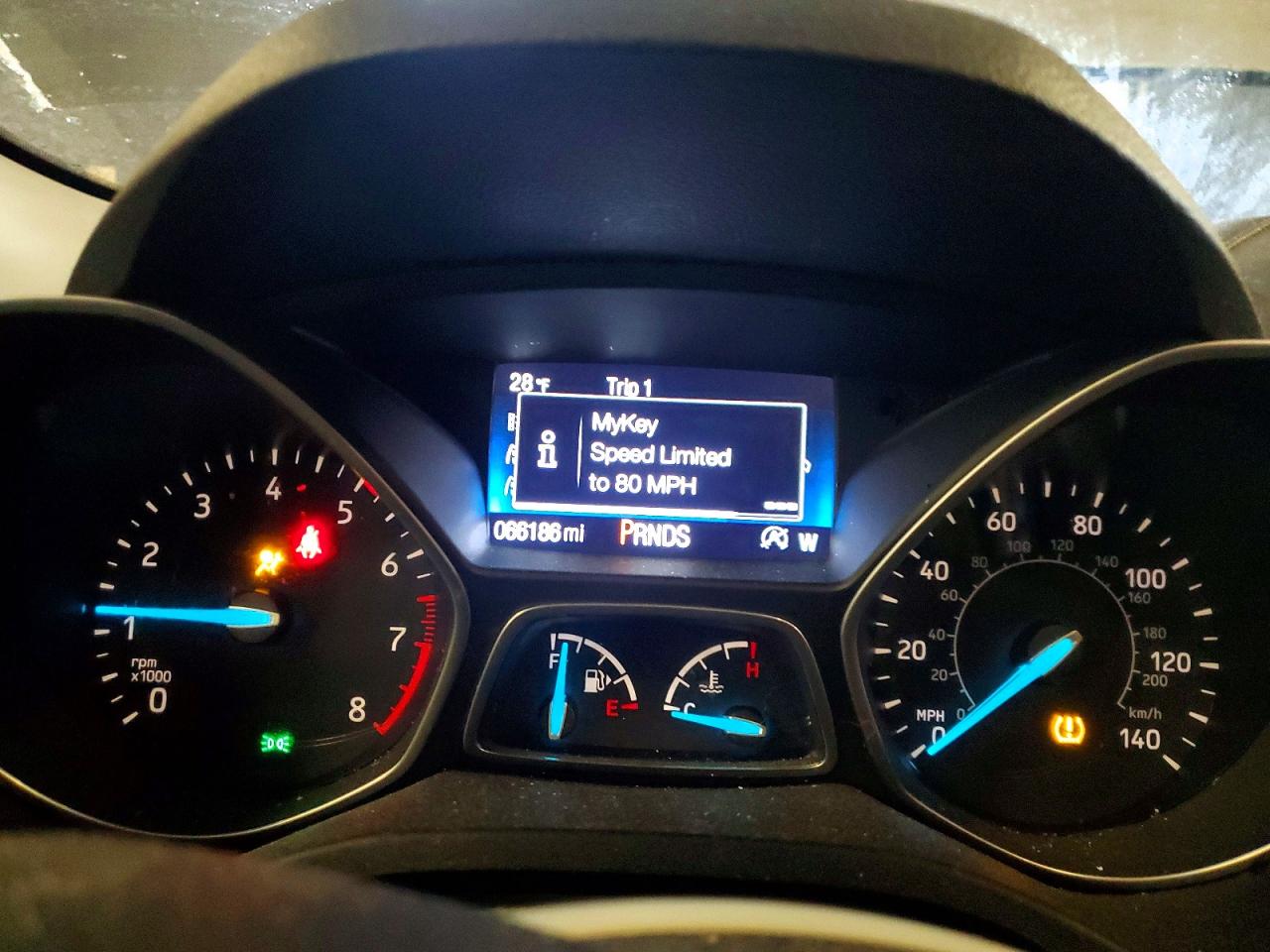 2017 FORD ESCAPE SE photo 9