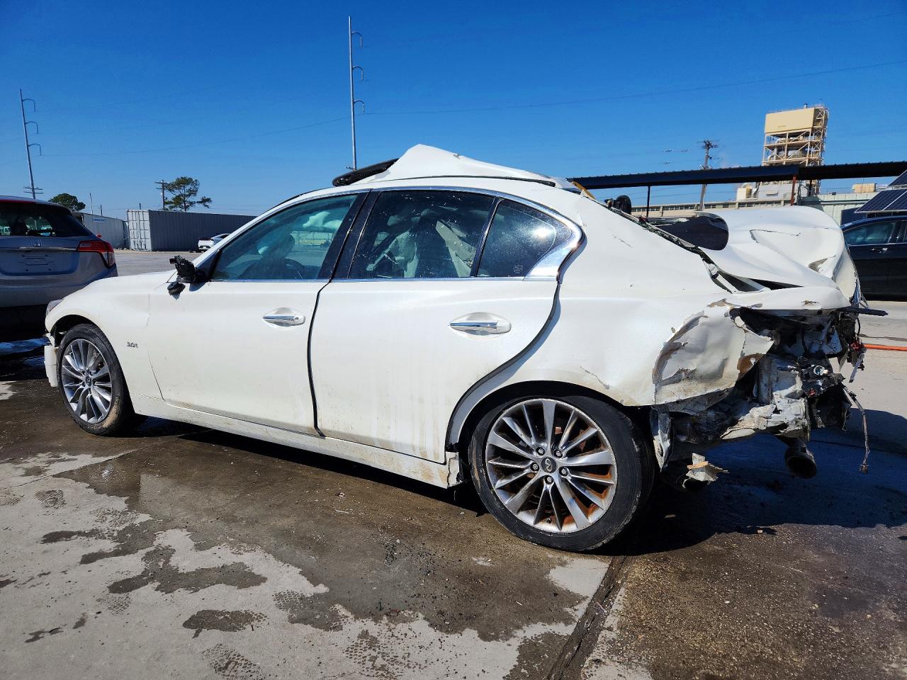 2018 INFINITI Q50 3.0T LUXE photo 2